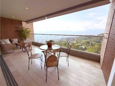 Apartamento de 4 alcobas en venta en El Poblado, Medellín, 259 m² · foto 2 de 18