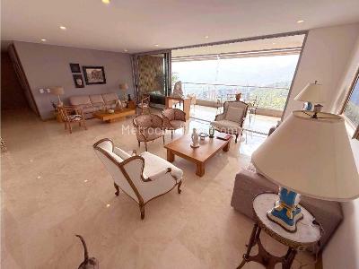 Apartamento de 4 alcobas en venta en El Poblado, Medellín, 259 m² · foto 6 de 18