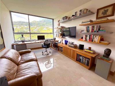 Apartamento de 4 alcobas en venta en El Poblado, Medellín, 259 m² · foto 9 de 18