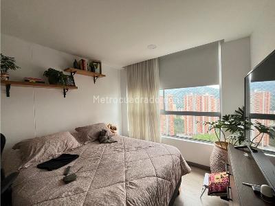 Apartamento en venta en Suramerica, Itagüí · foto 8 de 14