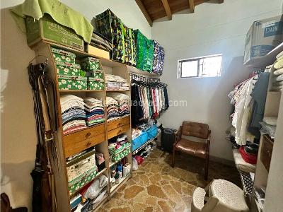 Apartamento de 5 alcobas en venta en Laureles, Medellín, 264 m² · foto 16 de 20