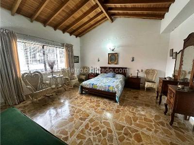 Apartamento de 5 alcobas en venta en Laureles, Medellín, 264 m² · foto 4 de 20