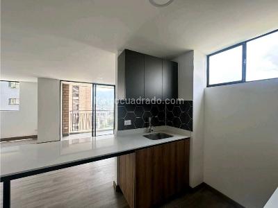 Apartamento de 2 alcobas en venta en Sur, Envigado, 75 m² · foto 9 de 20