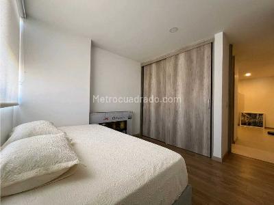 Apartamento en venta en El Poblado, Medellín · foto 6 de 20