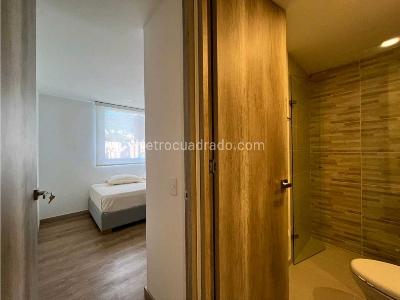 Apartamento en venta en El Poblado, Medellín · foto 8 de 20