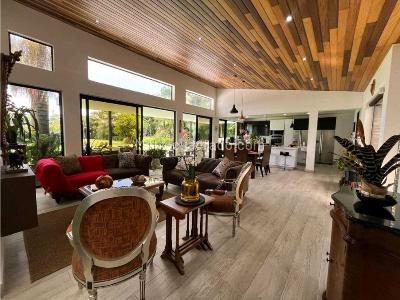 Casa de 4 alcobas en venta en Llanogrande, Rionegro, 353 m² · foto 11 de 20