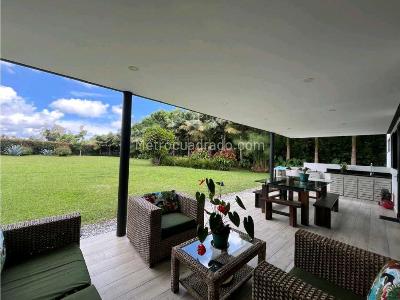 Casa de 4 alcobas en venta en Llanogrande, Rionegro, 353 m² · foto 13 de 20