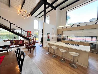 Casa de 5 alcobas en venta en Llanogrande, Rionegro, 795 m² · foto 3 de 20