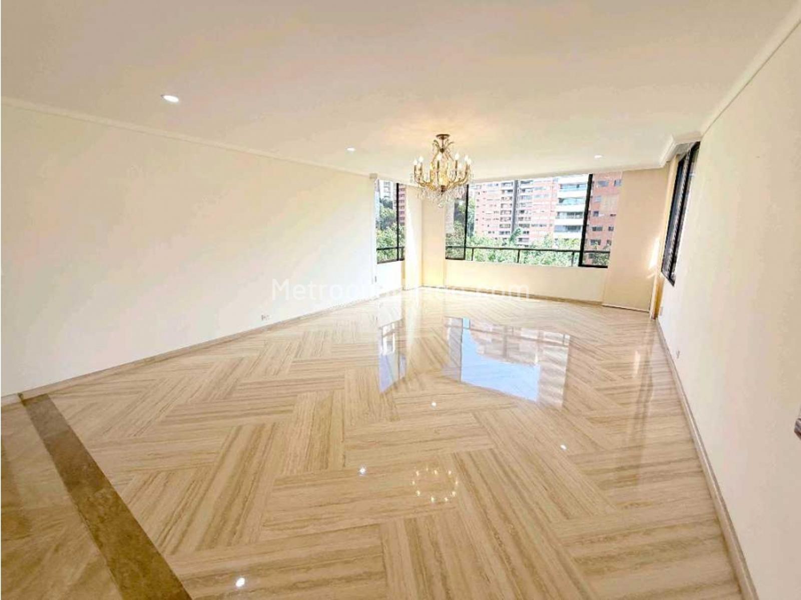 Apartamento de 4 habitaciones en venta en La Tomatera, Medellín — imagen 1 de 20