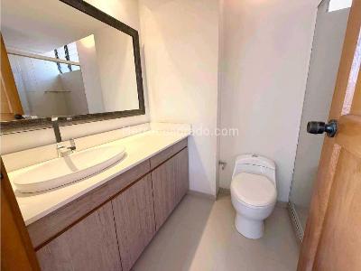 Apartamento de 4 alcobas en venta en La Tomatera, Medellín, 260 m² · foto 14 de 20