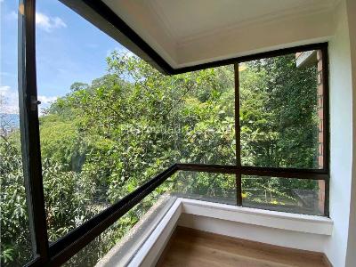 Apartamento de 3 alcobas en venta en El Poblado, Medellín, 127 m² · foto 10 de 20