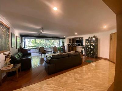 Apartamento de 4 alcobas en venta en Loma De Los Balsos, Medellín, 192 m² · foto 6 de 20