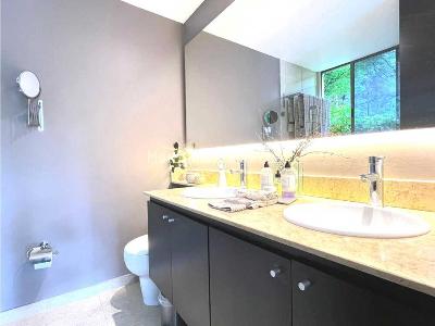 Apartamento de 2 alcobas en venta en El Poblado, Medellín, 104 m² · foto 18 de 20