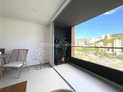 Apartamento en venta en El Poblado, Medellín · foto 3 de 13
