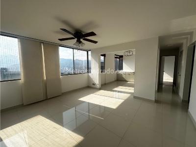 Apartamento en venta en El Poblado, Medellín · foto 2 de 20