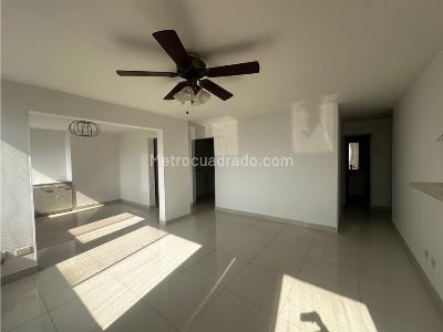 Apartamento en venta en El Poblado, Medellín · foto 5 de 20