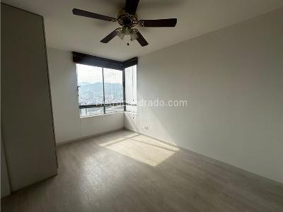 Apartamento en venta en El Poblado, Medellín · foto 16 de 20