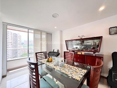 Apartamento en venta en Loma Del Chocho, Envigado · foto 6 de 20
