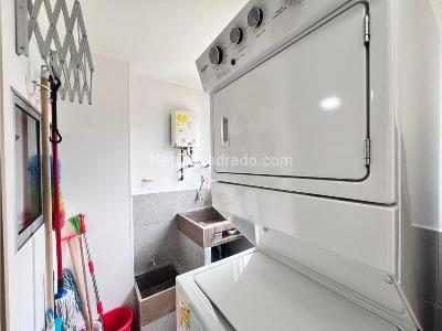 Apartamento en venta en Loma Del Chocho, Envigado · foto 10 de 20