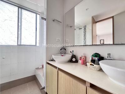 Apartamento en venta en Loma Del Chocho, Envigado · foto 18 de 20
