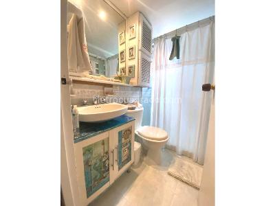 Apartamento de 3 alcobas en venta en El Tesoro, Medellín, 65 m² · foto 6 de 14