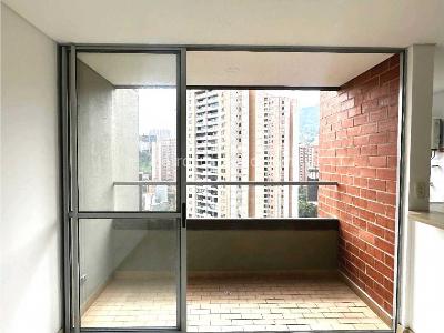 Apartamento de 3 alcobas en venta en San Jose, Sabaneta, 77 m² · foto 11 de 20