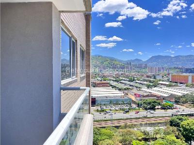 Apartamento de 3 alcobas en venta en Las Vegas, Envigado, 80 m² · foto 3 de 20