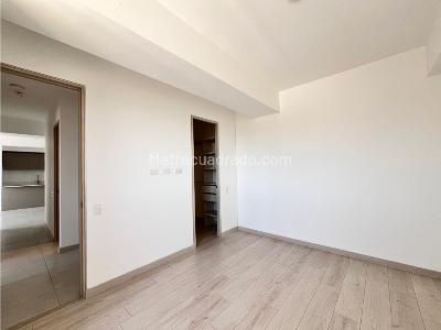 Apartamento de 3 alcobas en venta en Las Vegas, Envigado, 80 m² · foto 8 de 20