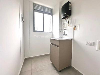 Apartamento de 3 alcobas en venta en Las Vegas, Envigado, 80 m² · foto 4 de 14