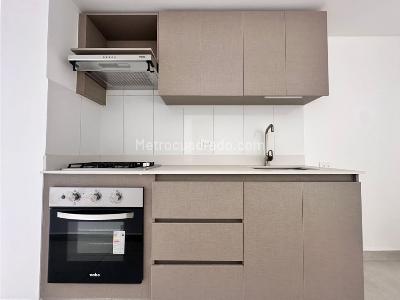 Apartamento de 3 alcobas en venta en Las Vegas, Envigado, 80 m² · foto 3 de 16