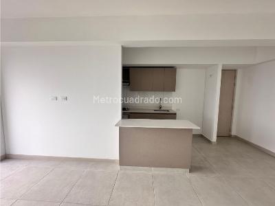 Apartamento de 3 alcobas en venta en Las Vegas, Envigado, 80 m² · foto 5 de 16