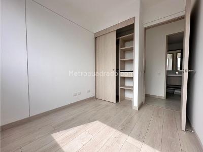 Apartamento de 3 alcobas en venta en Las Vegas, Envigado, 80 m² · foto 9 de 16