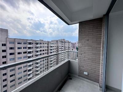 Apartamento de 3 alcobas en venta en Las Vegas, Envigado, 80 m² · foto 13 de 16
