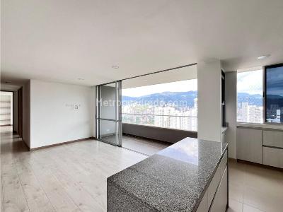 Apartamento en venta en Suramerica, Itagüí · foto 3 de 20
