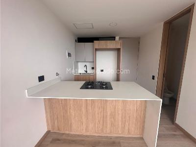 Apartaestudio en venta en El Poblado, Medellín, 43 m² · foto 5 de 18