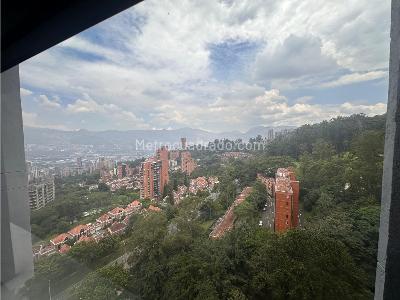Apartaestudio en venta en El Poblado, Medellín, 43 m² · foto 10 de 18