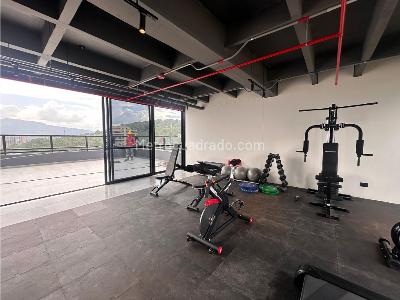 Apartaestudio en venta en El Poblado, Medellín, 43 m² · foto 17 de 18