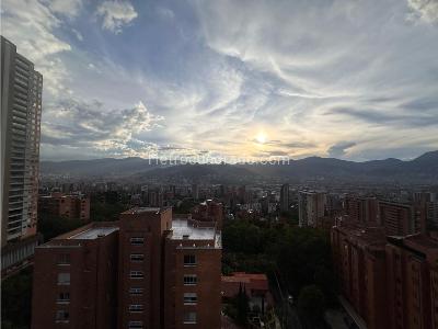 Apartaestudio en venta en El Poblado, Medellín, 67 m² · foto 15 de 15