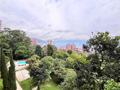Apartamento de 3 alcobas en venta en Loma Escobero, Envigado, 132 m² · foto 2 de 20