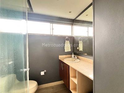 Apartamento de 3 alcobas en venta en Loma Escobero, Envigado, 132 m² · foto 6 de 20