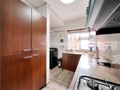 Apartamento de 3 alcobas en venta en Loma Escobero, Envigado, 132 m² · foto 16 de 20