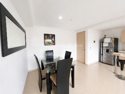 Apartamento de 3 alcobas en venta en Santa Catalina, Itagüí, 77 m² · foto 3 de 8