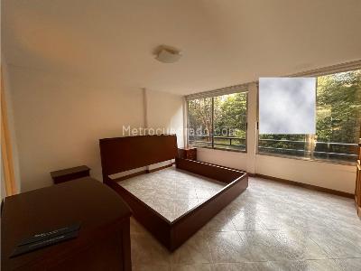 Apartamento de 3 alcobas en venta en Los Parras, Medellín, 109 m² · foto 2 de 14