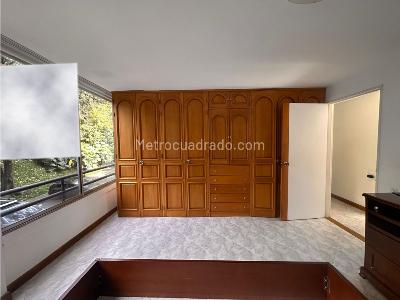Apartamento de 3 alcobas en venta en Los Parras, Medellín, 109 m² · foto 3 de 14