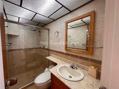 Apartamento de 3 alcobas en venta en Los Parras, Medellín, 109 m² · foto 9 de 14