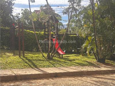 Apartamento de 3 alcobas en venta en Los Parras, Medellín, 109 m² · foto 11 de 14