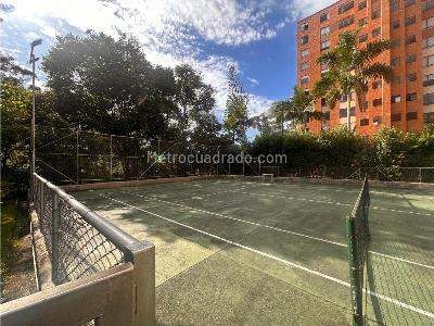 Apartamento de 3 alcobas en venta en Los Parras, Medellín, 109 m² · foto 12 de 14