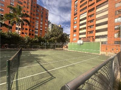 Apartamento de 3 alcobas en venta en Los Parras, Medellín, 109 m² · foto 13 de 14
