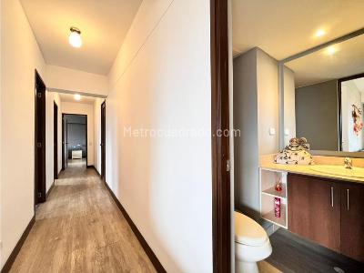 Apartamento en venta en Esmeraldal, Envigado · foto 9 de 14