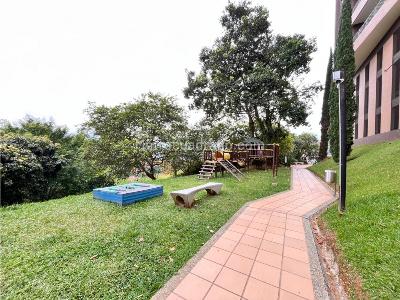 Apartamento en venta en Esmeraldal, Envigado · foto 12 de 14